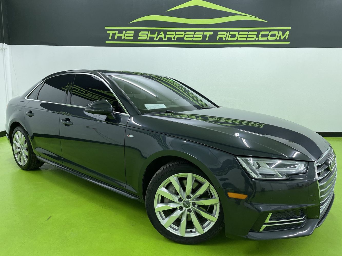 2017 Audi A4 Premium Plus's photo