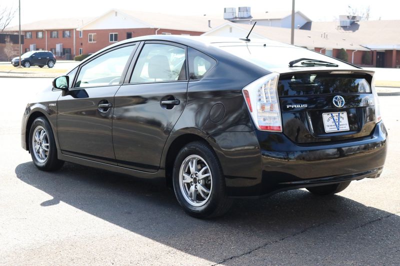 2010 Toyota Prius Photos