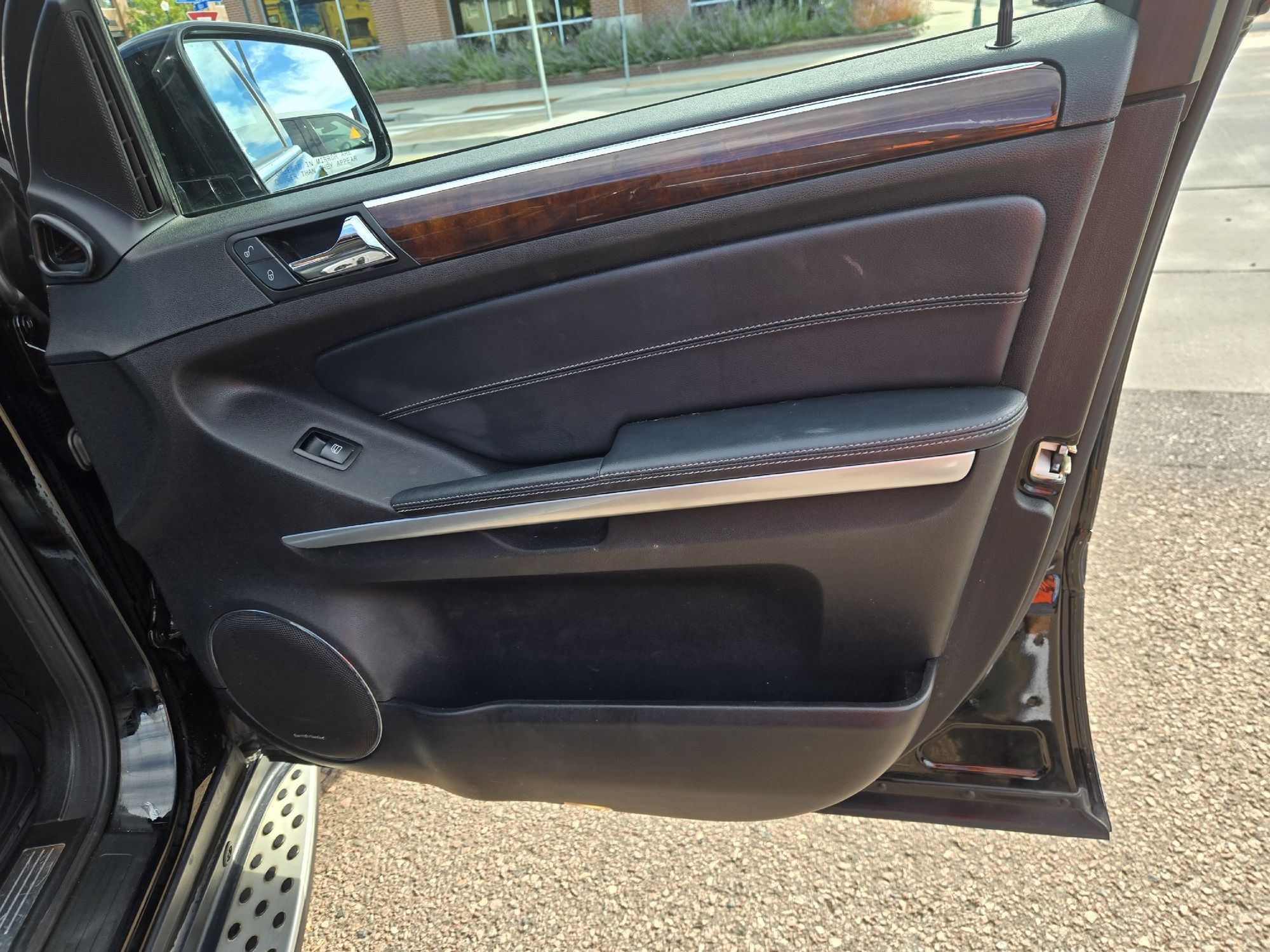 2012 Mercedes Benz GL 450 photo 23