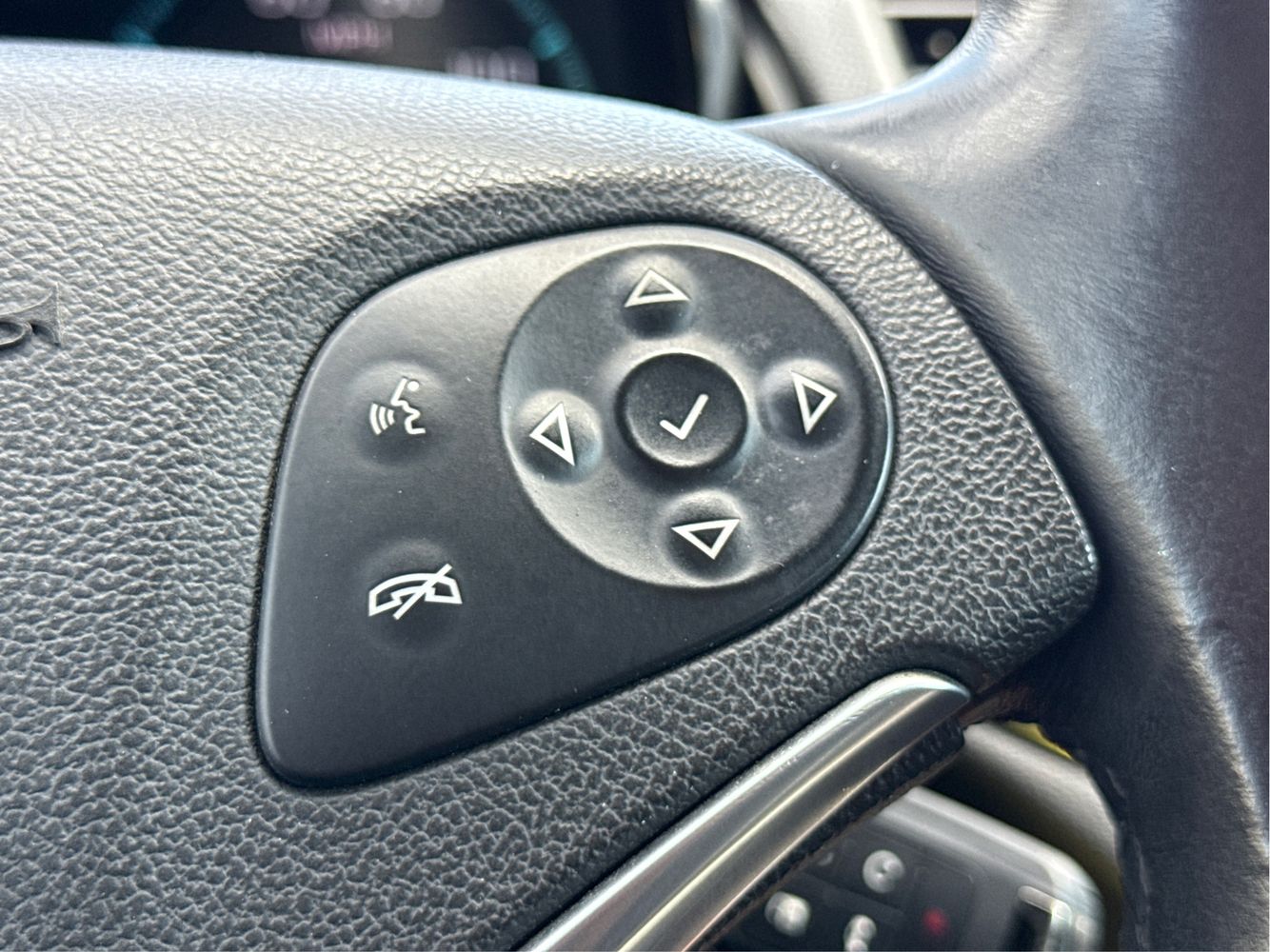 2015 Chevrolet Impala 1LT photo 15