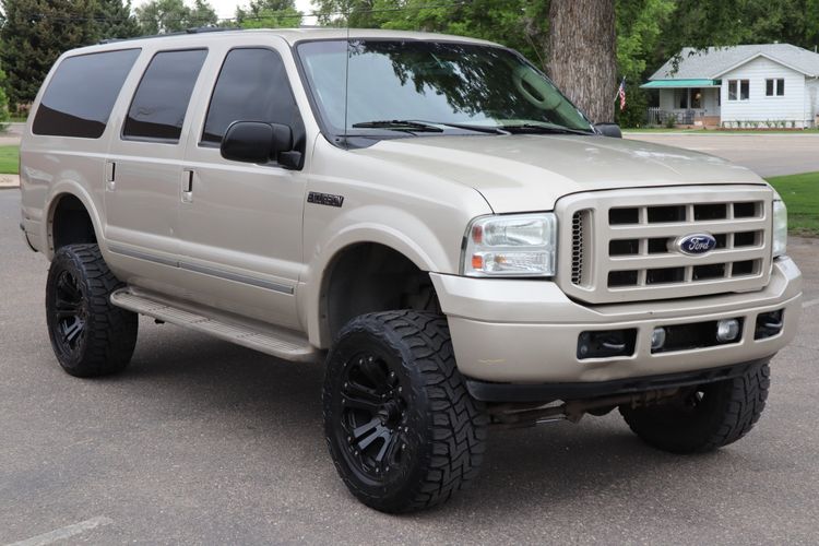 2005 Ford Excursion Limited 