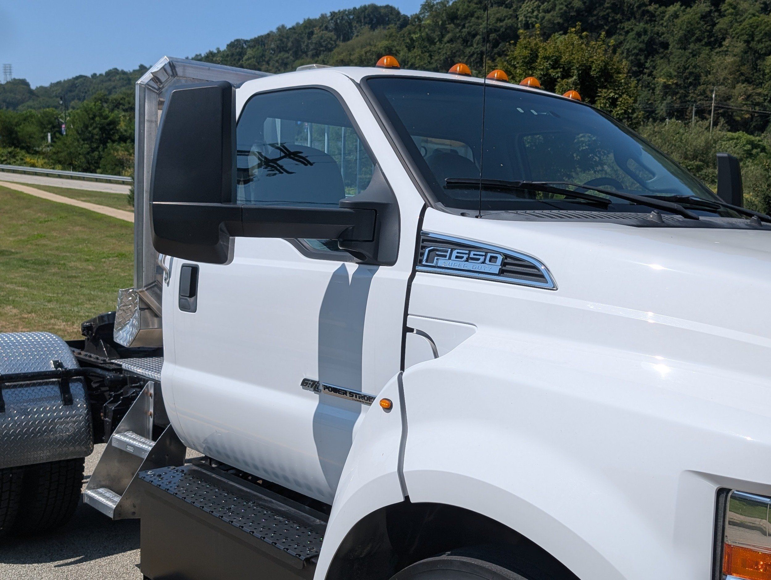 2018 Ford F-650 SuperCab photo 18