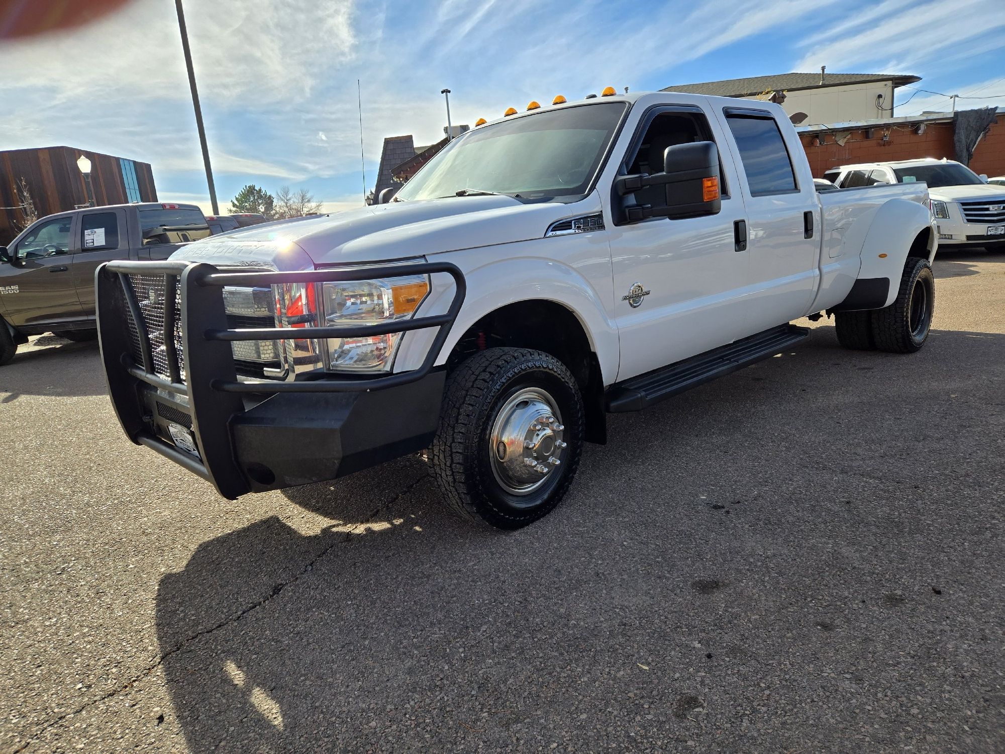 2015 Ford F-350 XLT photo 3