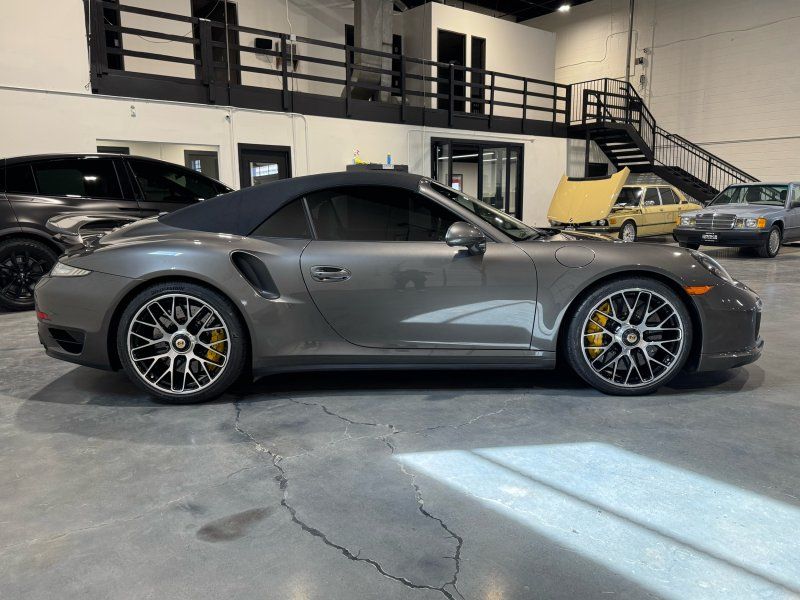 2015 Porsche 911 Turbo S, photo 6