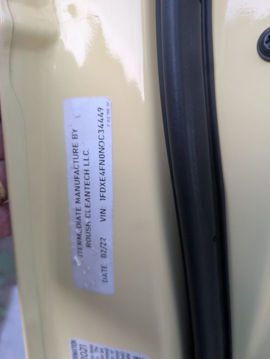 2021 Ford E-Series 58