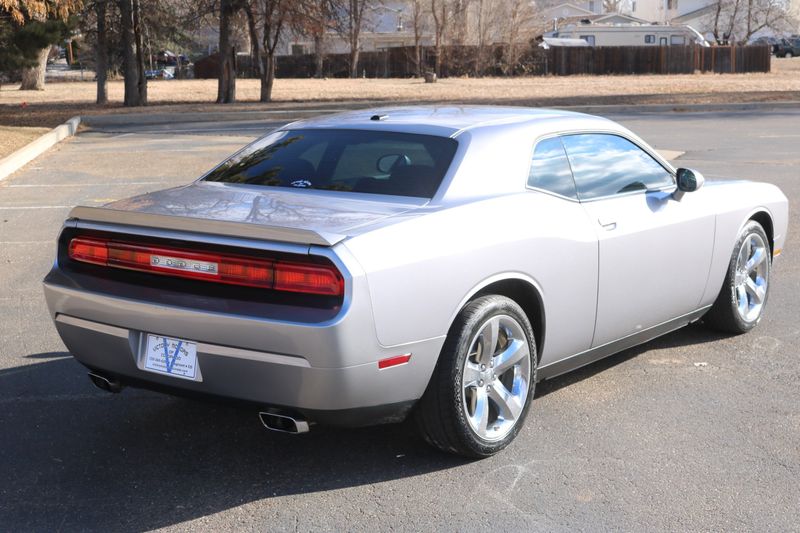 2013 Dodge Challenger Photos