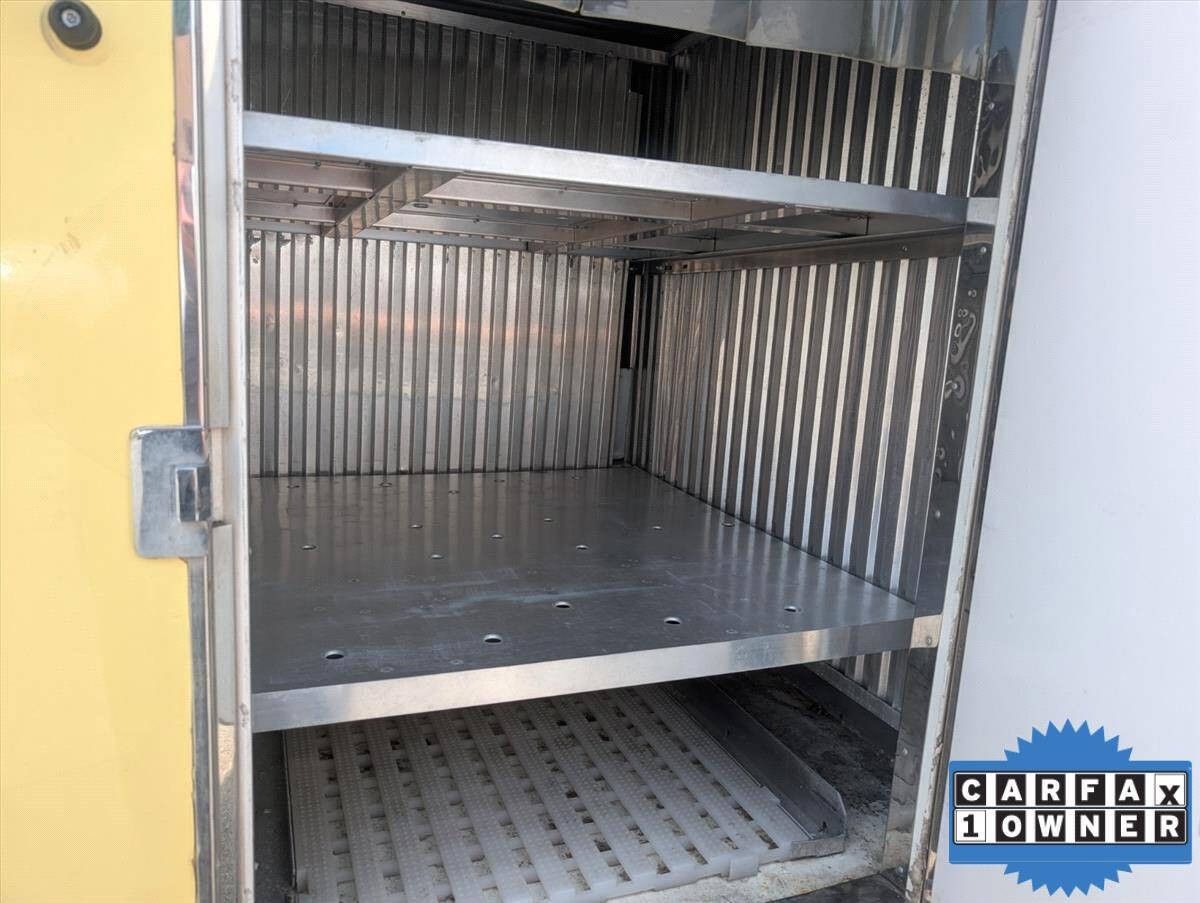 2019 Ford E-450 photo 30