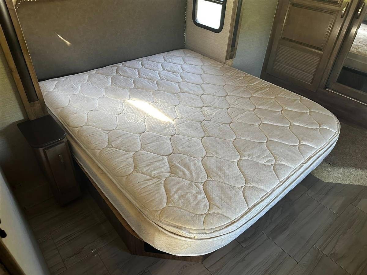 2019 Jayco Embark 88