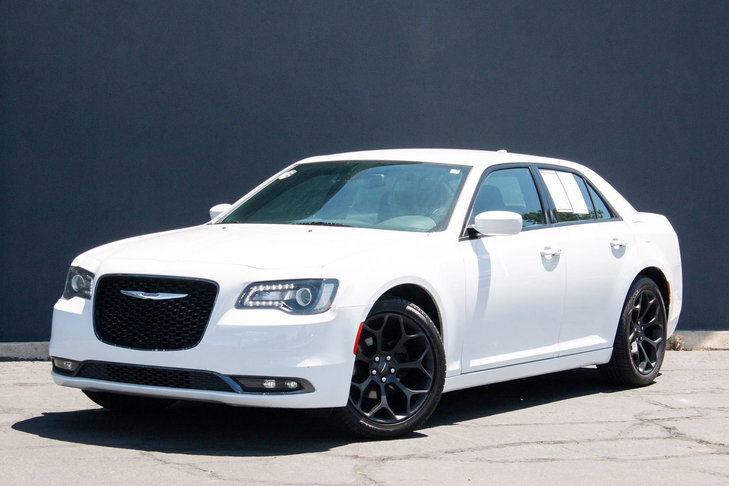 2020 Chrysler 300 S - Photo 11
