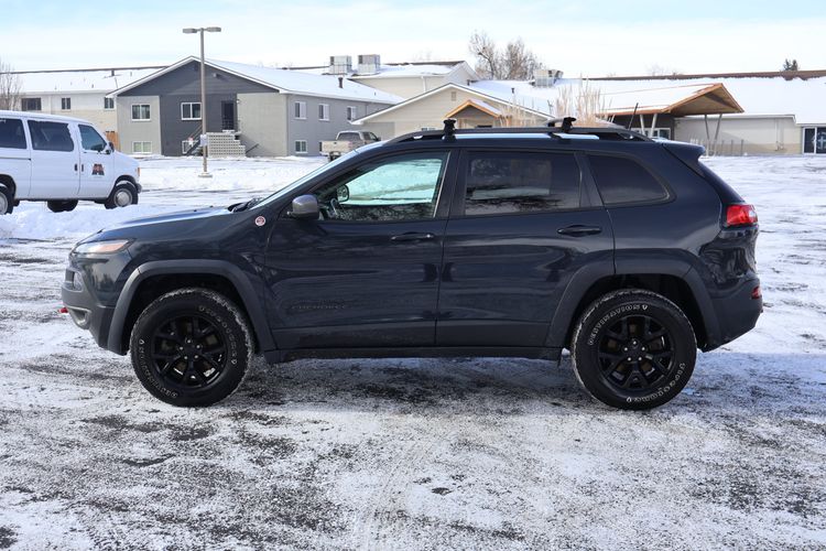 IS THE 2017 JEEP CHEROKEE TRAILHAWK RELIABLE visual data 8