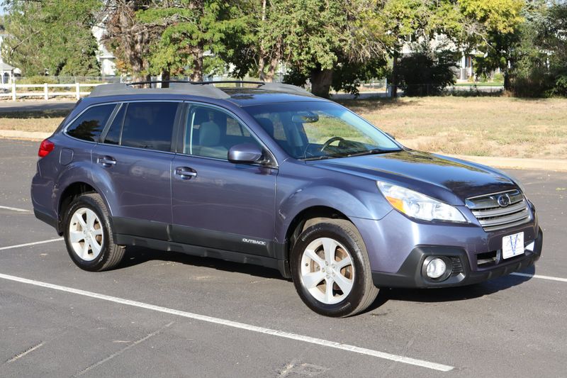 2013 Subaru Outback 2.5i Premium | Victory Motors of Colorado