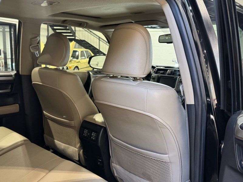 2015 Toyota 4Runner SR5 Premium, photo 17