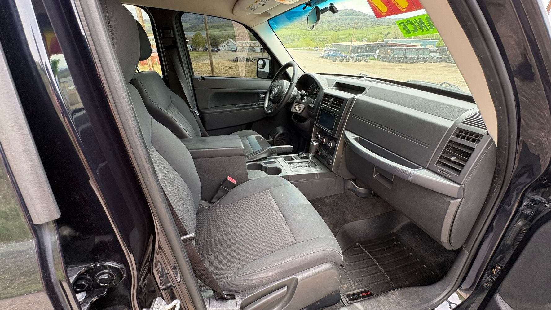 2011 Jeep Liberty Sport - Photo 24