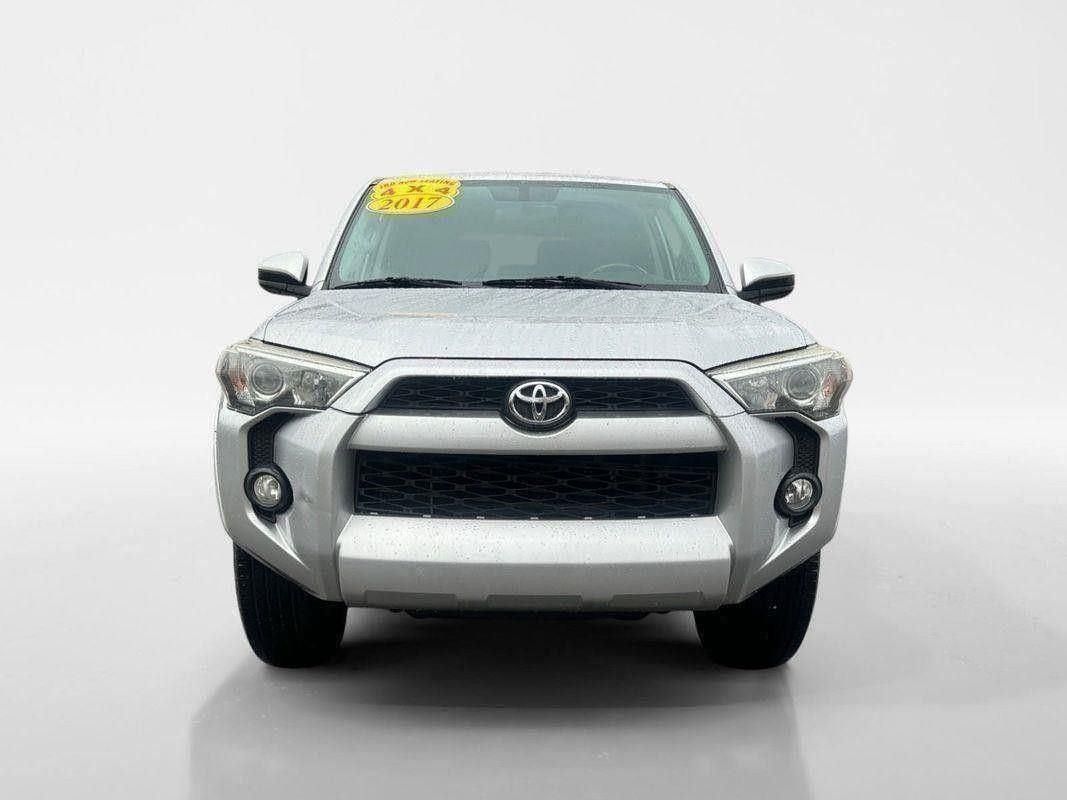 2017 Toyota 4Runner SR5 Premium photo 8