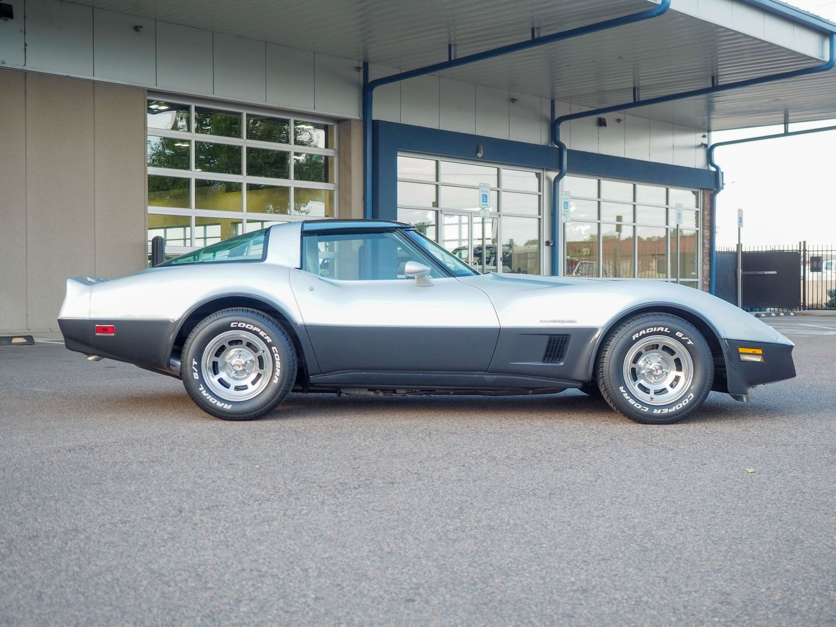 1982 Chevrolet Corvette 11