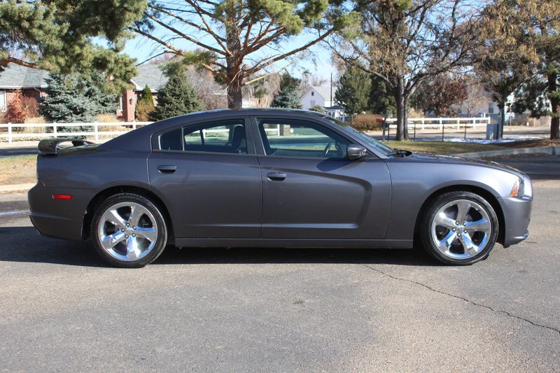 ‼️豪快コング　グレー‼️ Price & History 2023 Dodge Charger Gt 3.6l V-6 Dohc, Vvt, 300hp