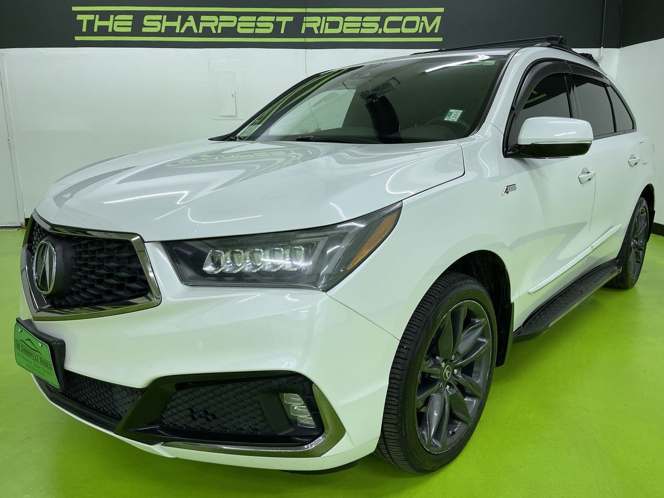 2020 Acura MDX Technology A-Spec photo 2