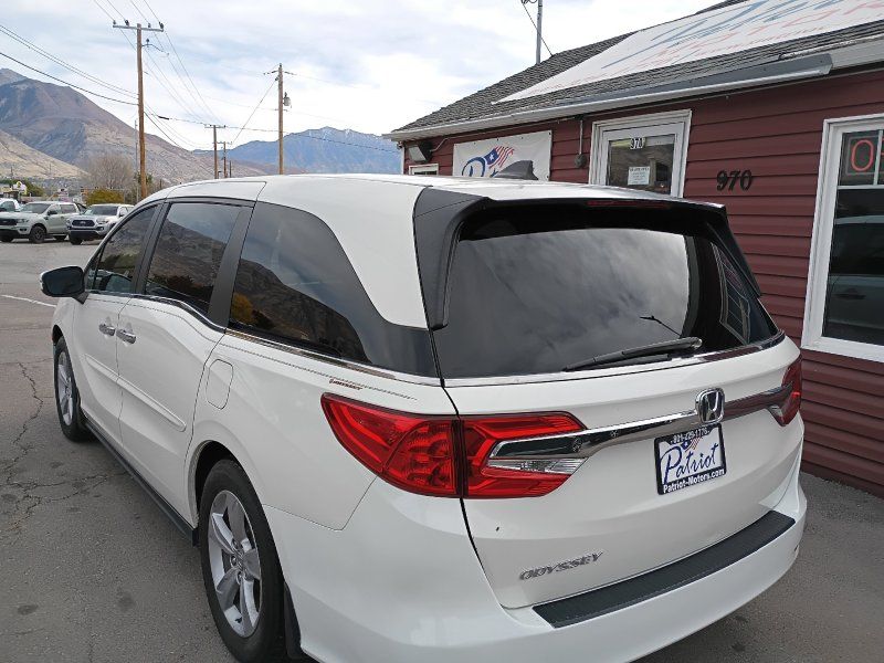 2019 Honda Odyssey EX-L photo 3