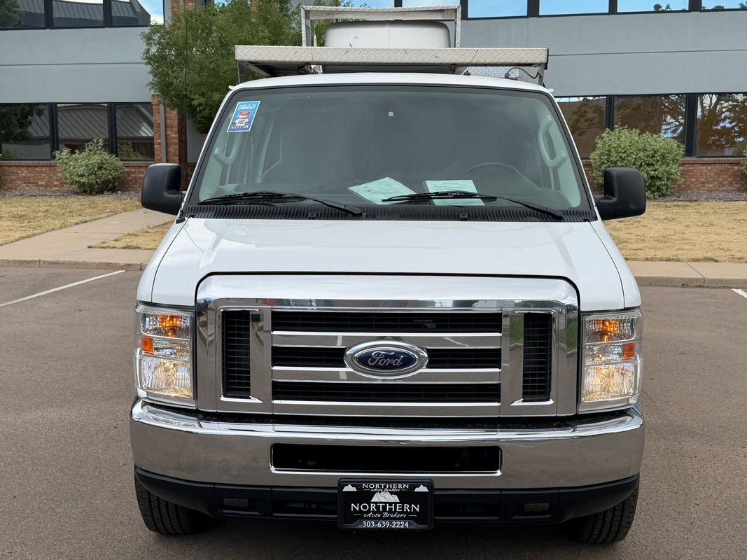 View vehicle photo 2