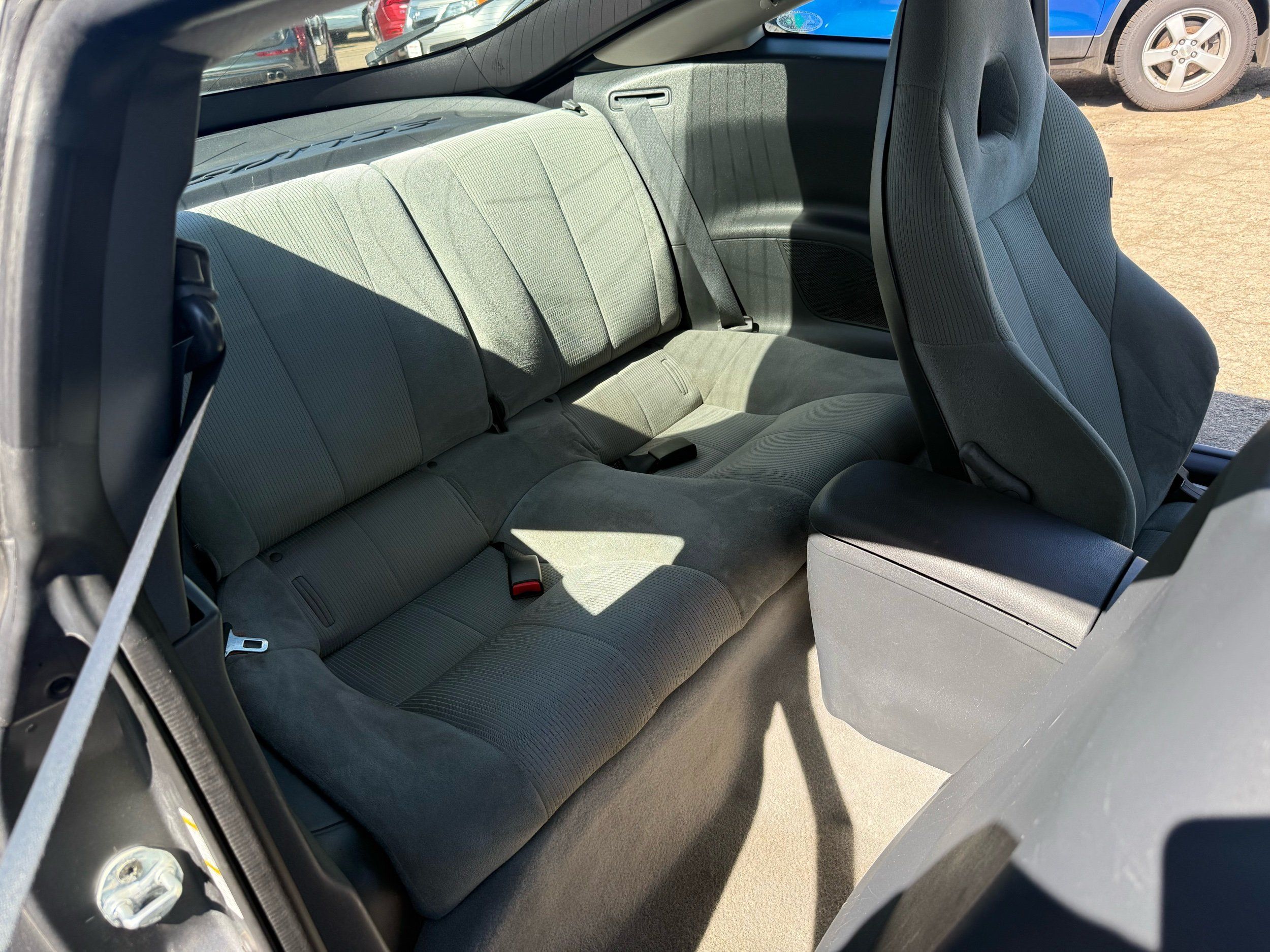 2006 Mitsubishi Eclipse GS photo 14