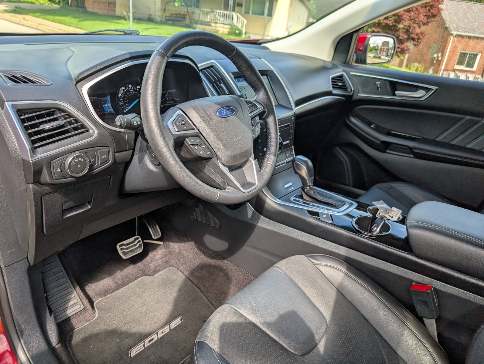 2016 Ford Edge 24