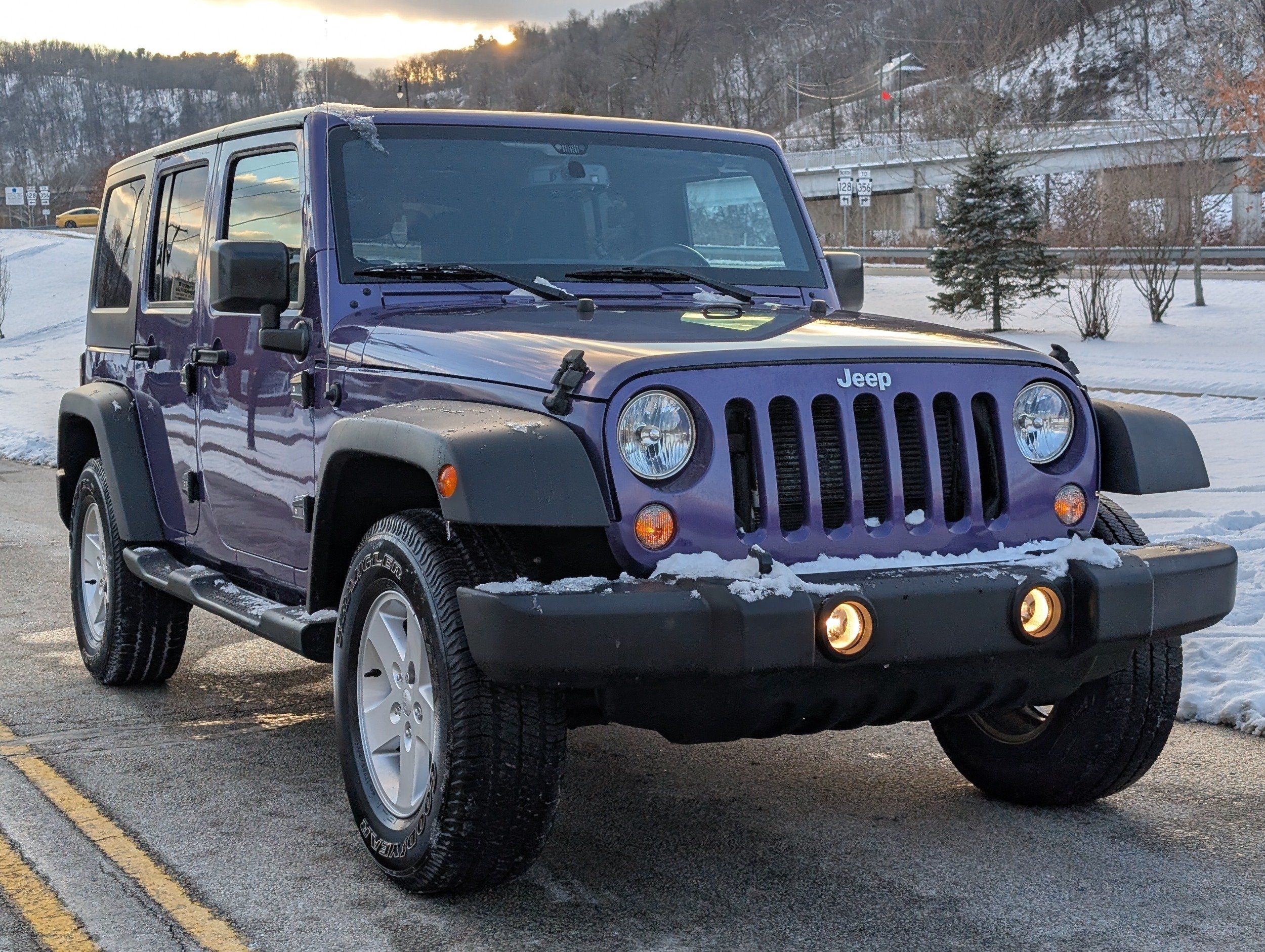2017 Jeep Wrangler Unlimited Sport S's photo