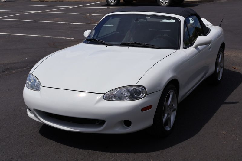2001 Mazda MX-5 Miata Base | Victory Motors of Colorado