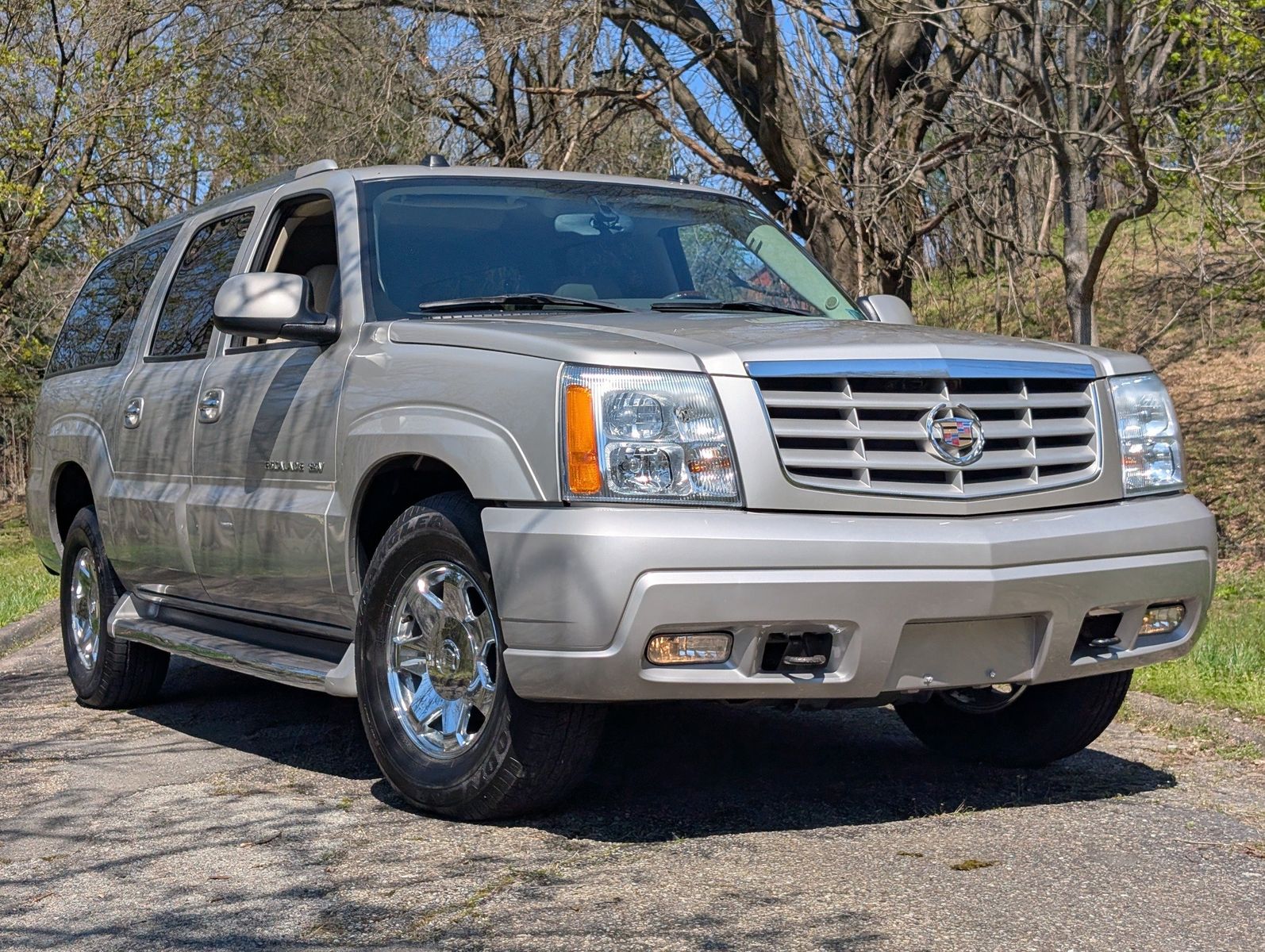 2004 Cadillac Escalade ESV 232