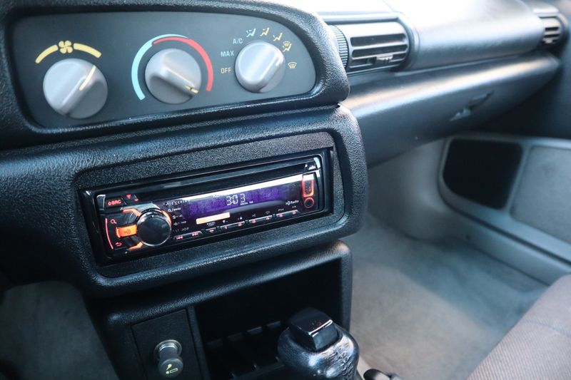 プルメリア 1993 Chevrolet Camaro Z28 | Victory Motors of Colorado