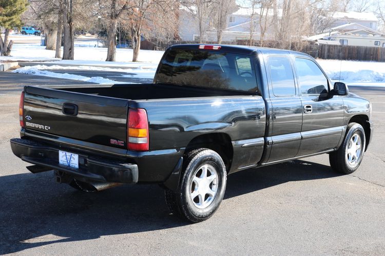 2001 GMC Sierra C3 AWD | Victory Motors of Colorado