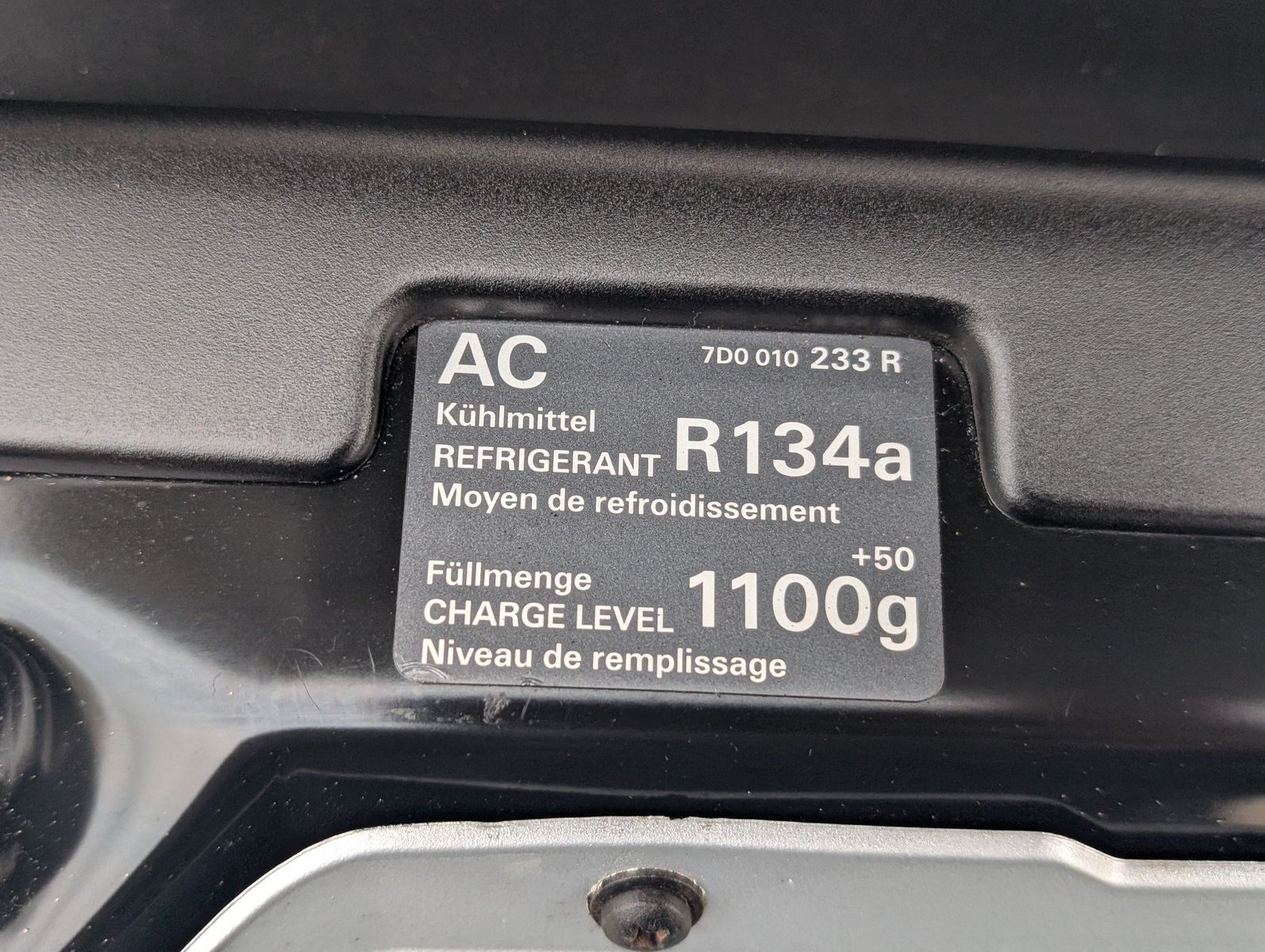 2003 Volkswagen EuroVan 223