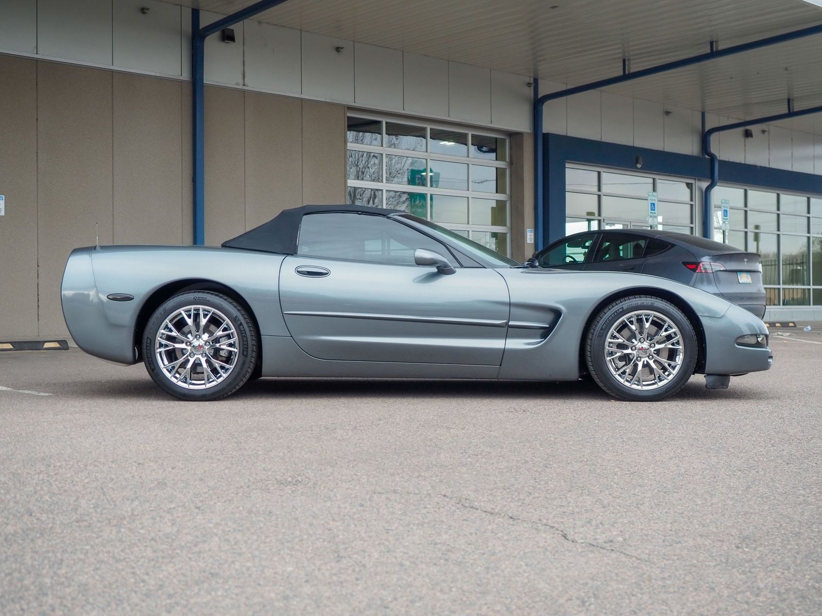 2003 Chevrolet Corvette 9