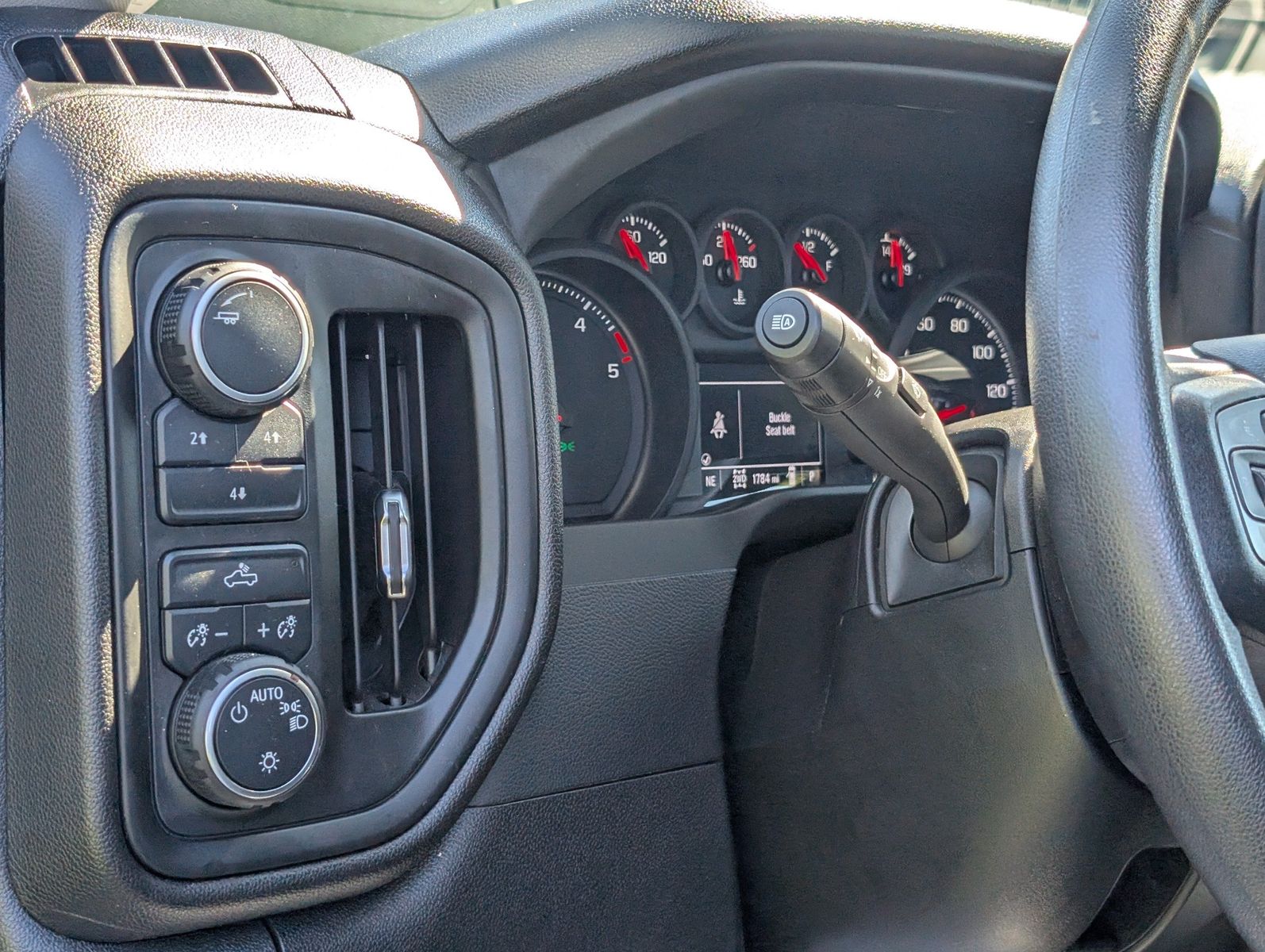2025 Chevrolet Silverado 3500HD 35
