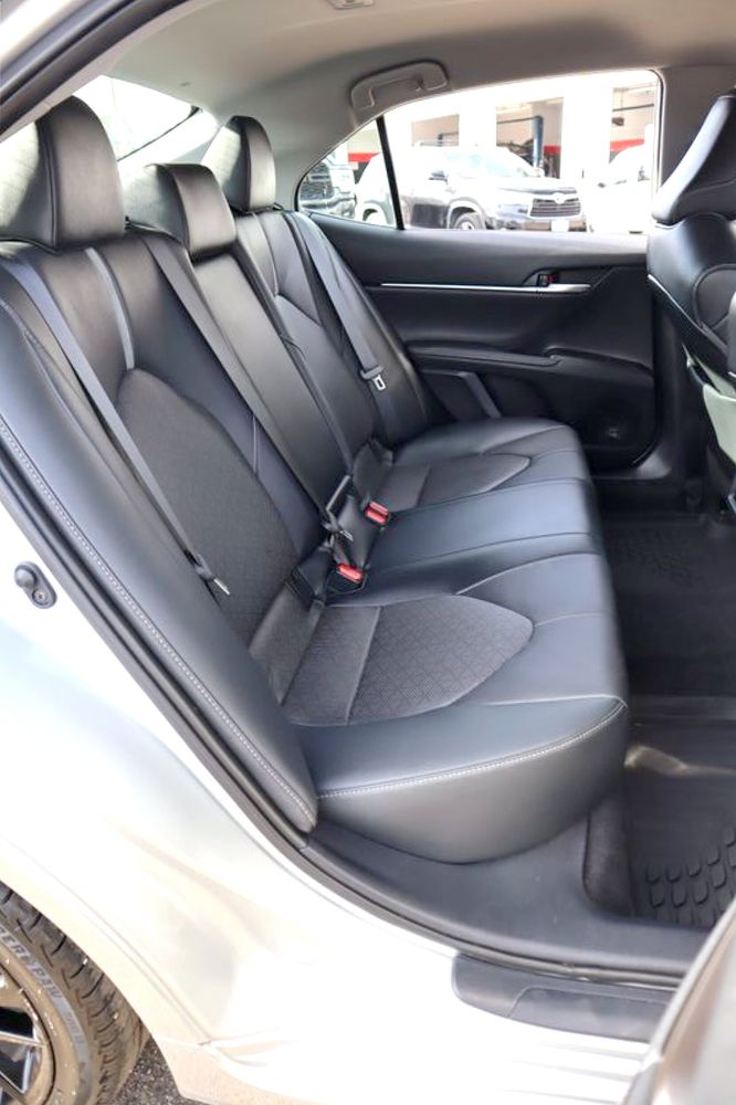 2021 Toyota Camry XSE photo 16