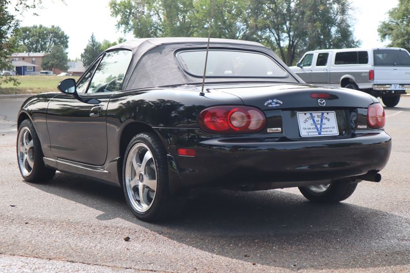 2004 Mazda MX-5 Miata Cloth | Victory Motors of Colorado