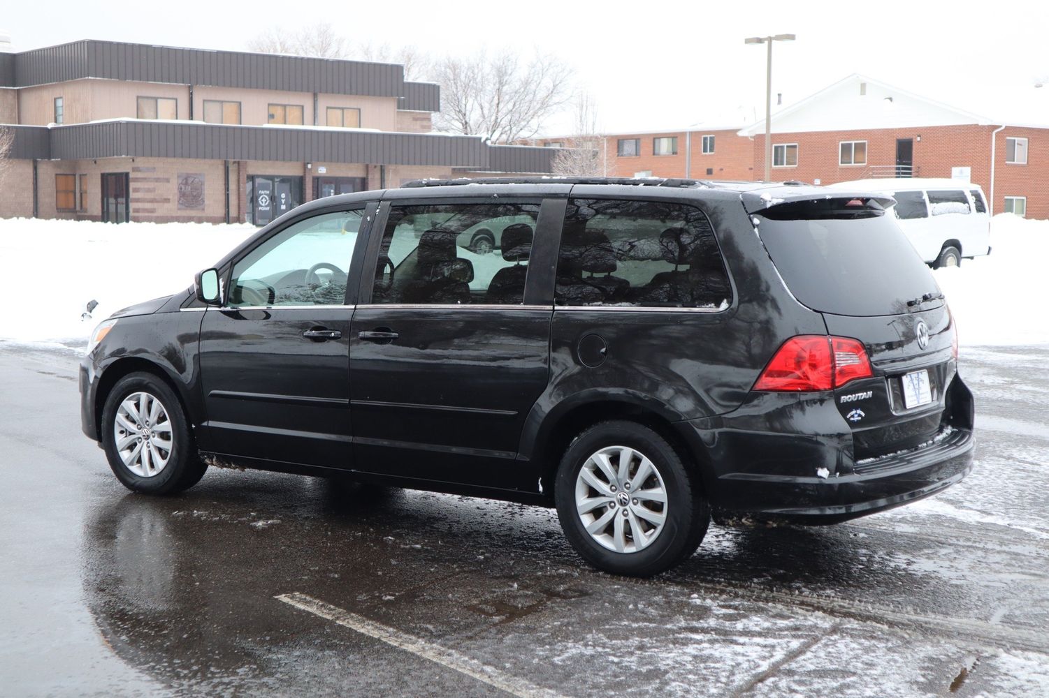2012 Volkswagen Routan SE | Victory Motors of Colorado