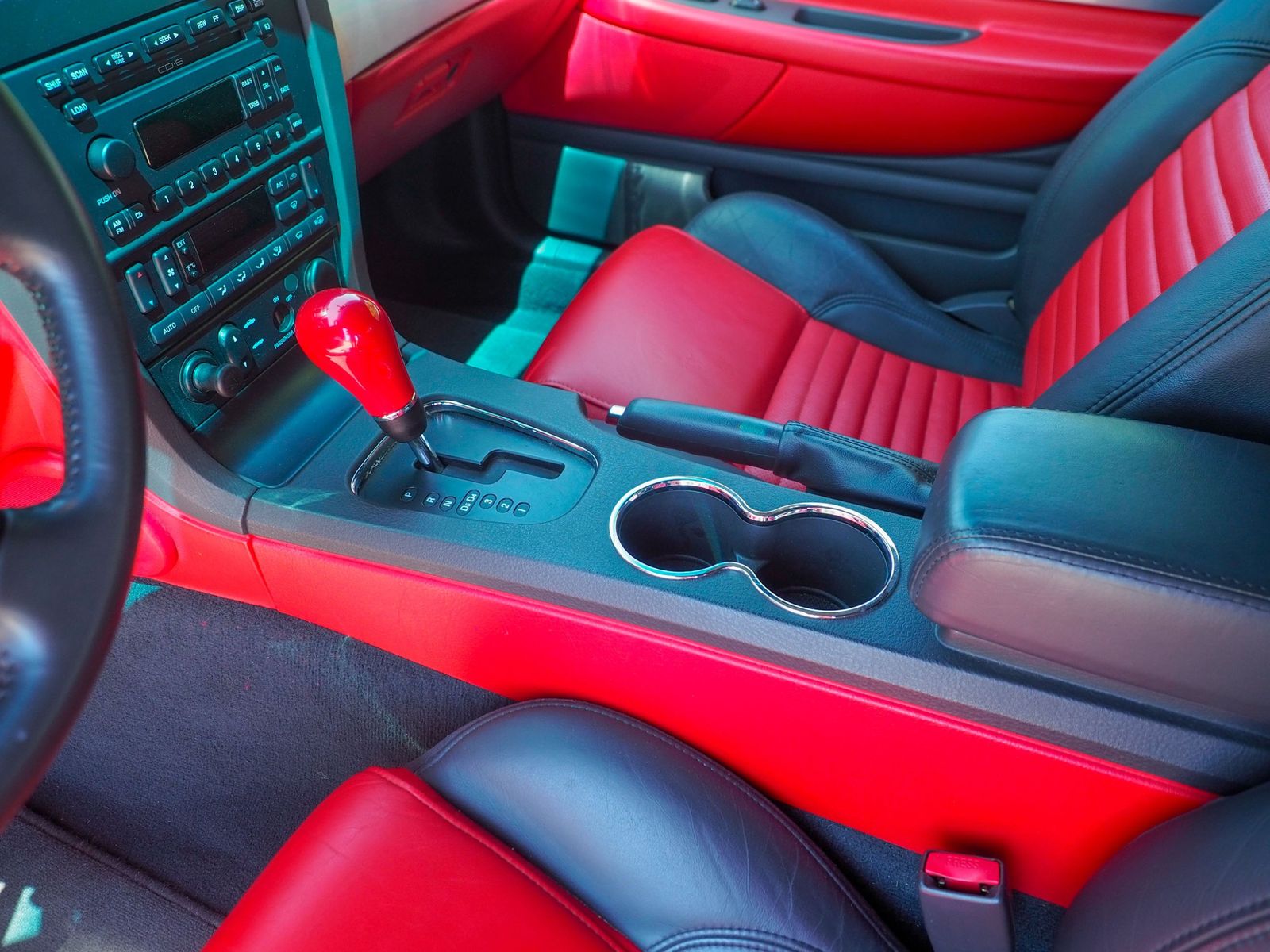 2002 Ford Thunderbird 53