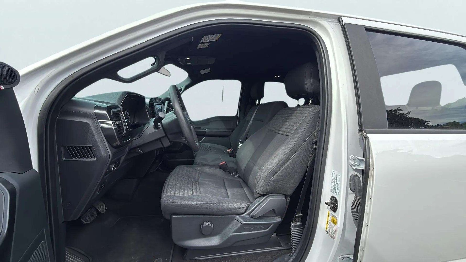 2021 Ford F-150 XL photo 13