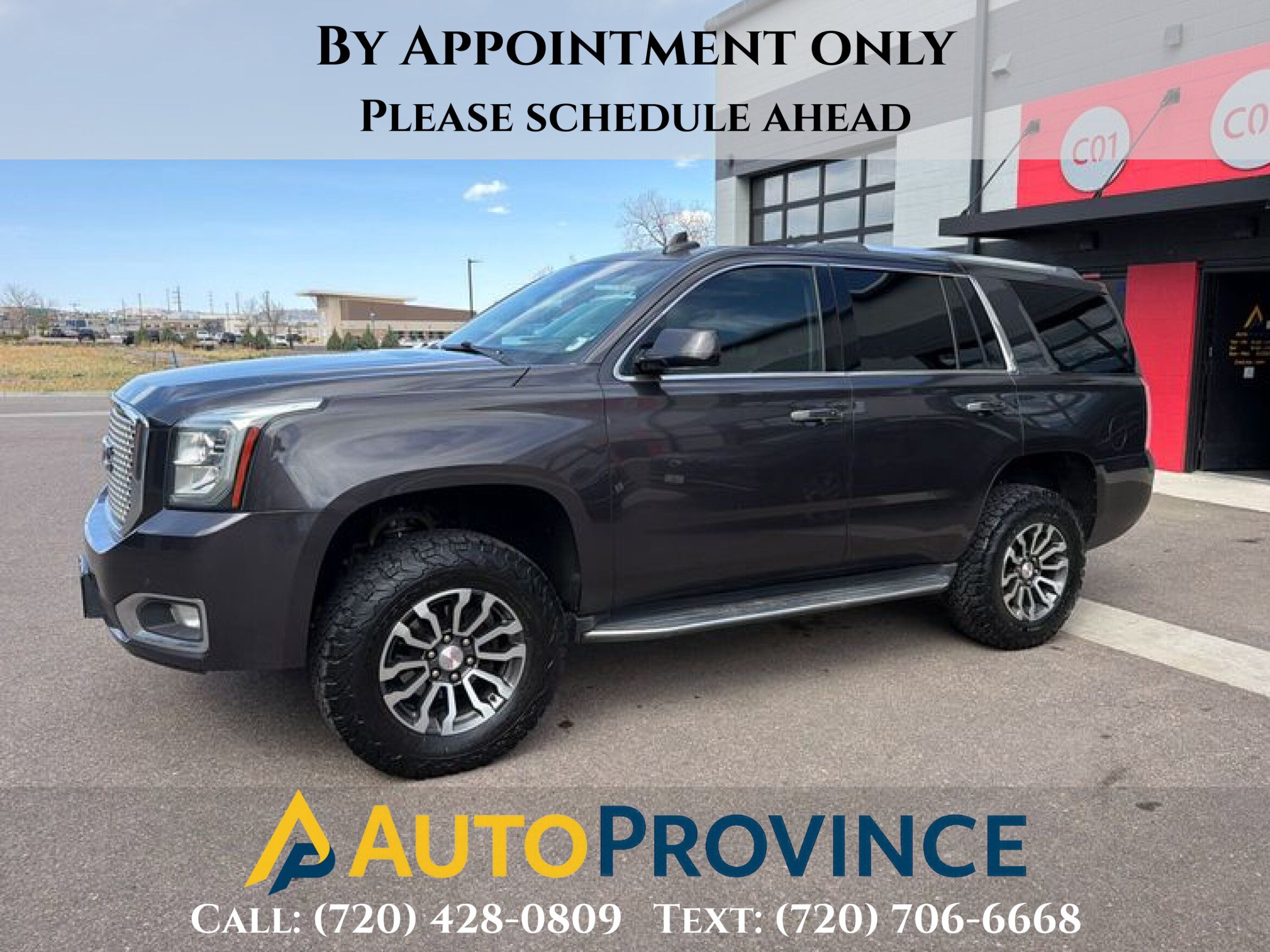 2016 GMC Yukon 4WD Denali's photo
