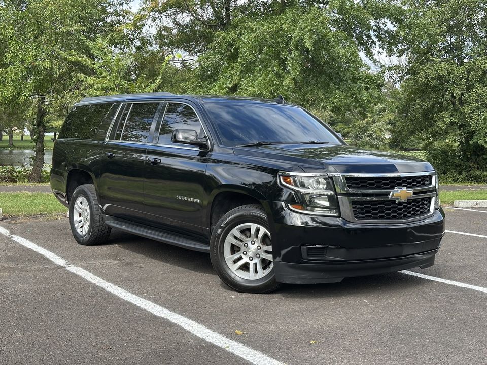 2017 Chevrolet Suburban LS RWD photo