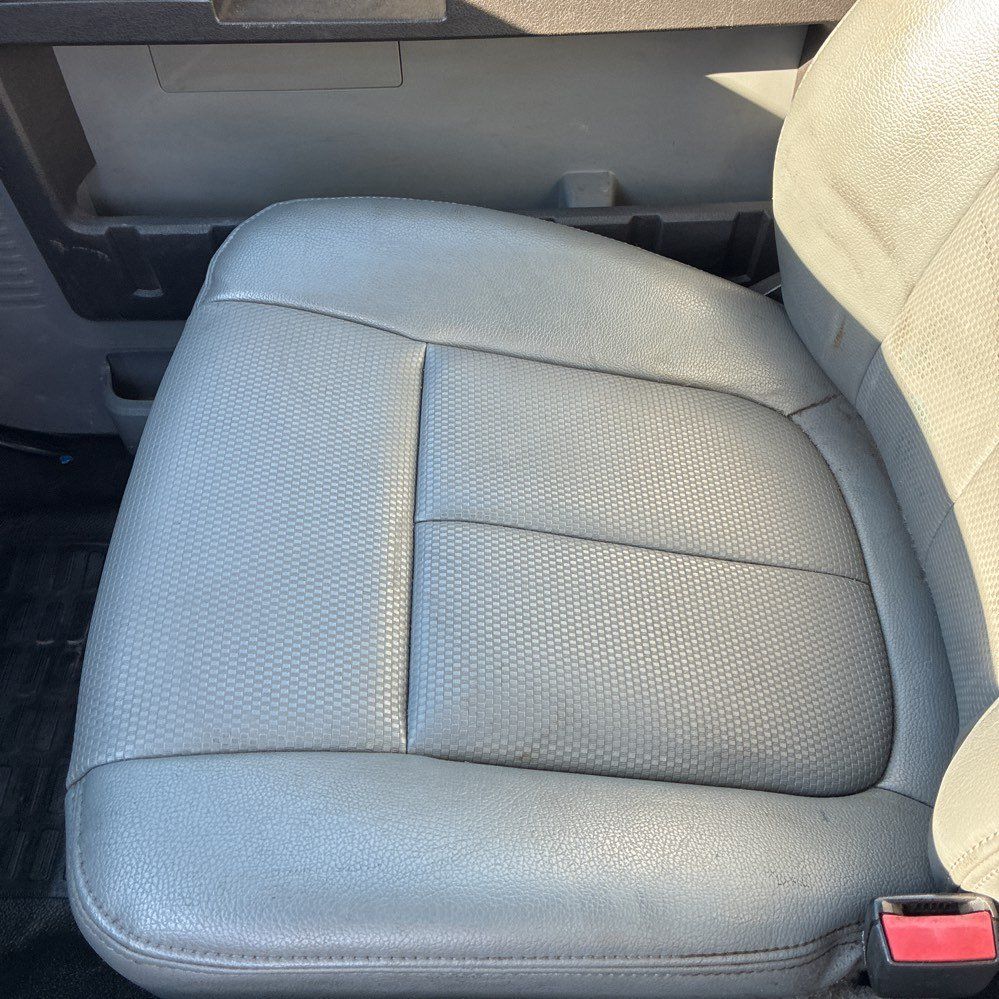 2019 Ford F-650 36