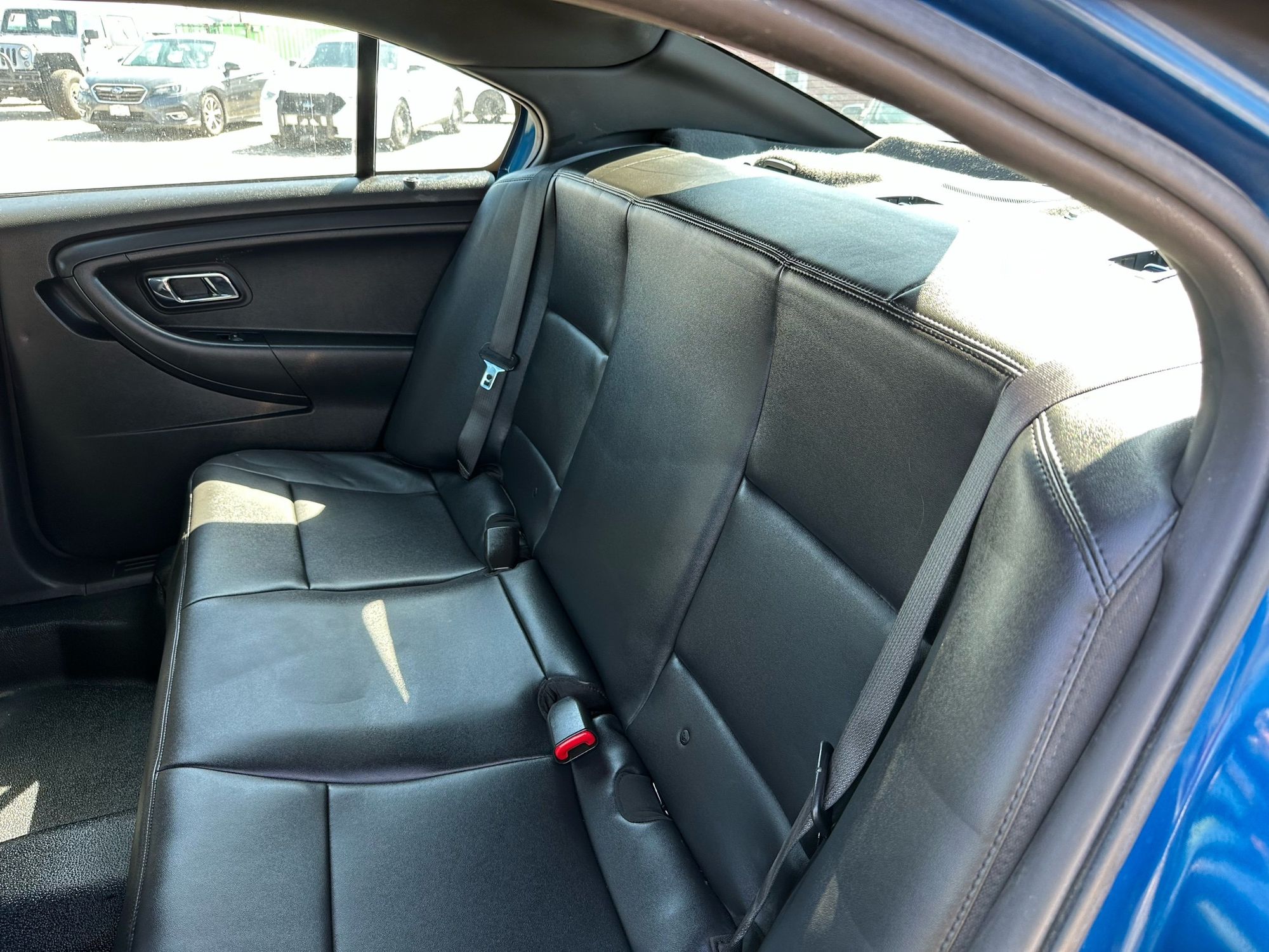 2013 Ford Taurus photo 30