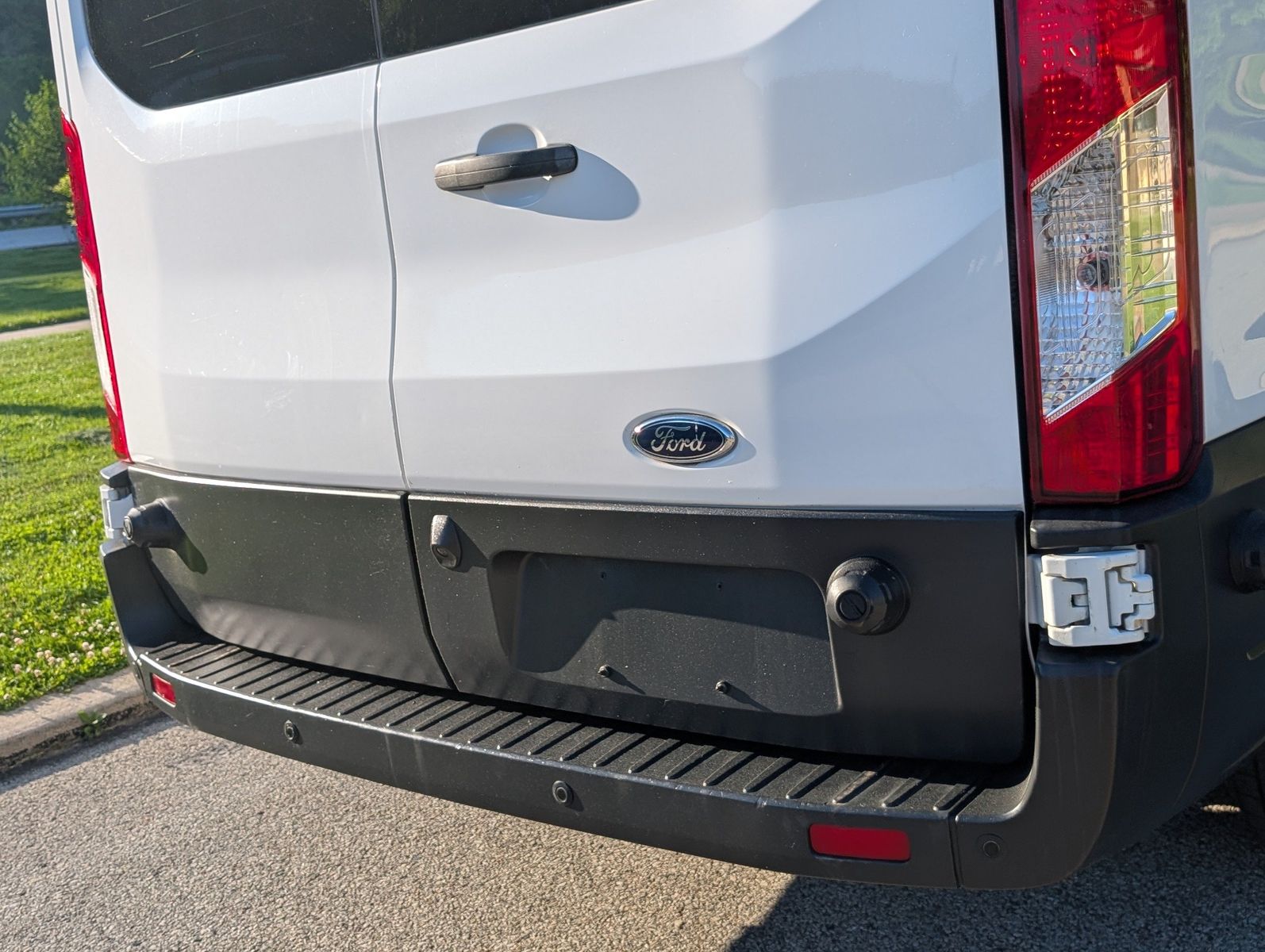 2017 Ford Transit-250 17