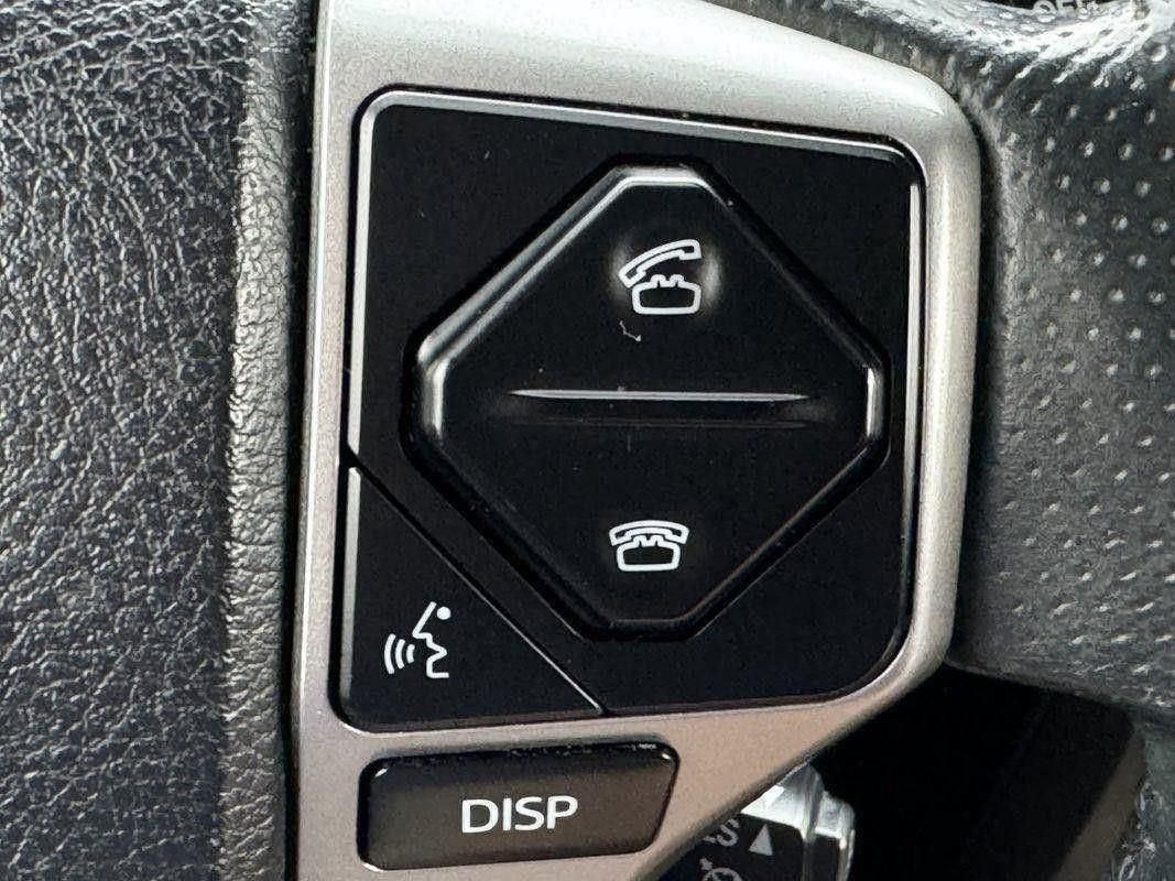 2017 Toyota 4Runner SR5 Premium photo 14