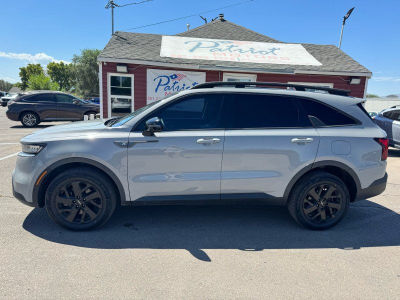 2022 Kia Sorento X-Line S - Gray exterior view 2