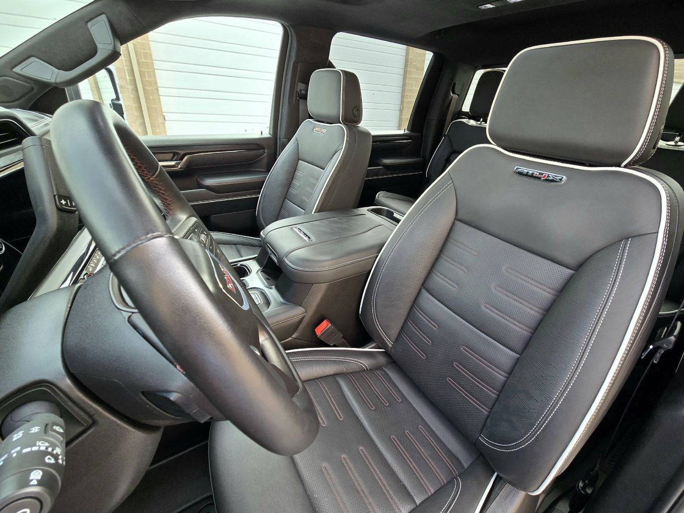 2025 Gmc Sierra HD AT4X photo 24