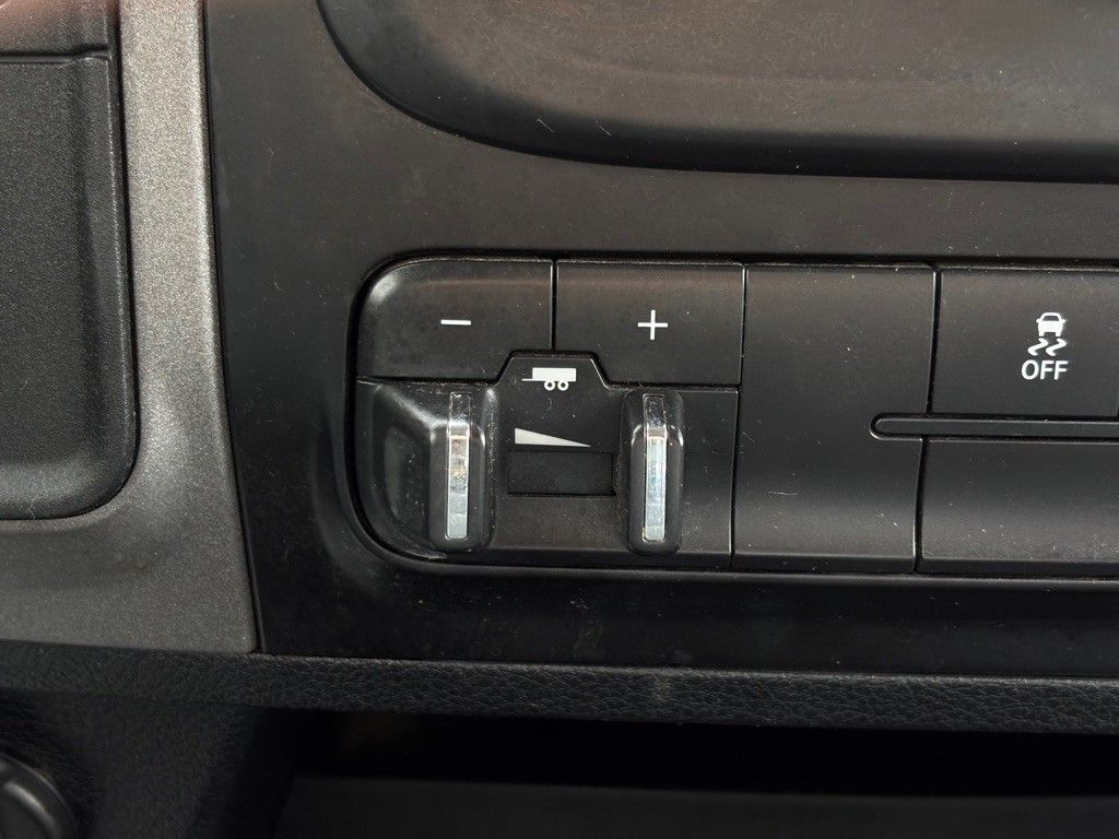 2017 Ram 2500 ST Tradesman photo 44