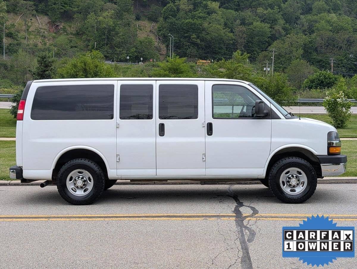 2018 Chevrolet Express 5