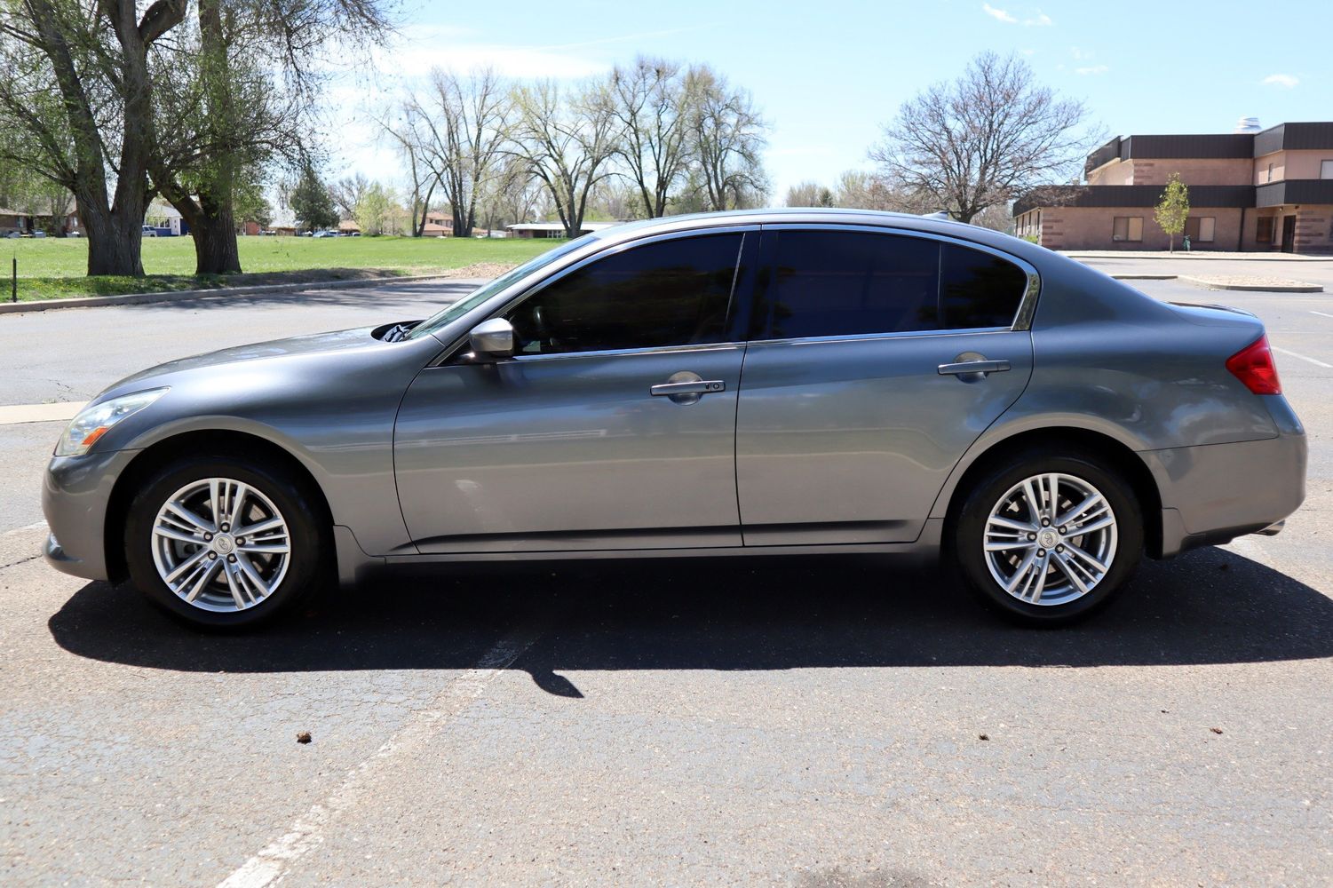 2012 INFINITI G37 Sedan x | Victory Motors of Colorado