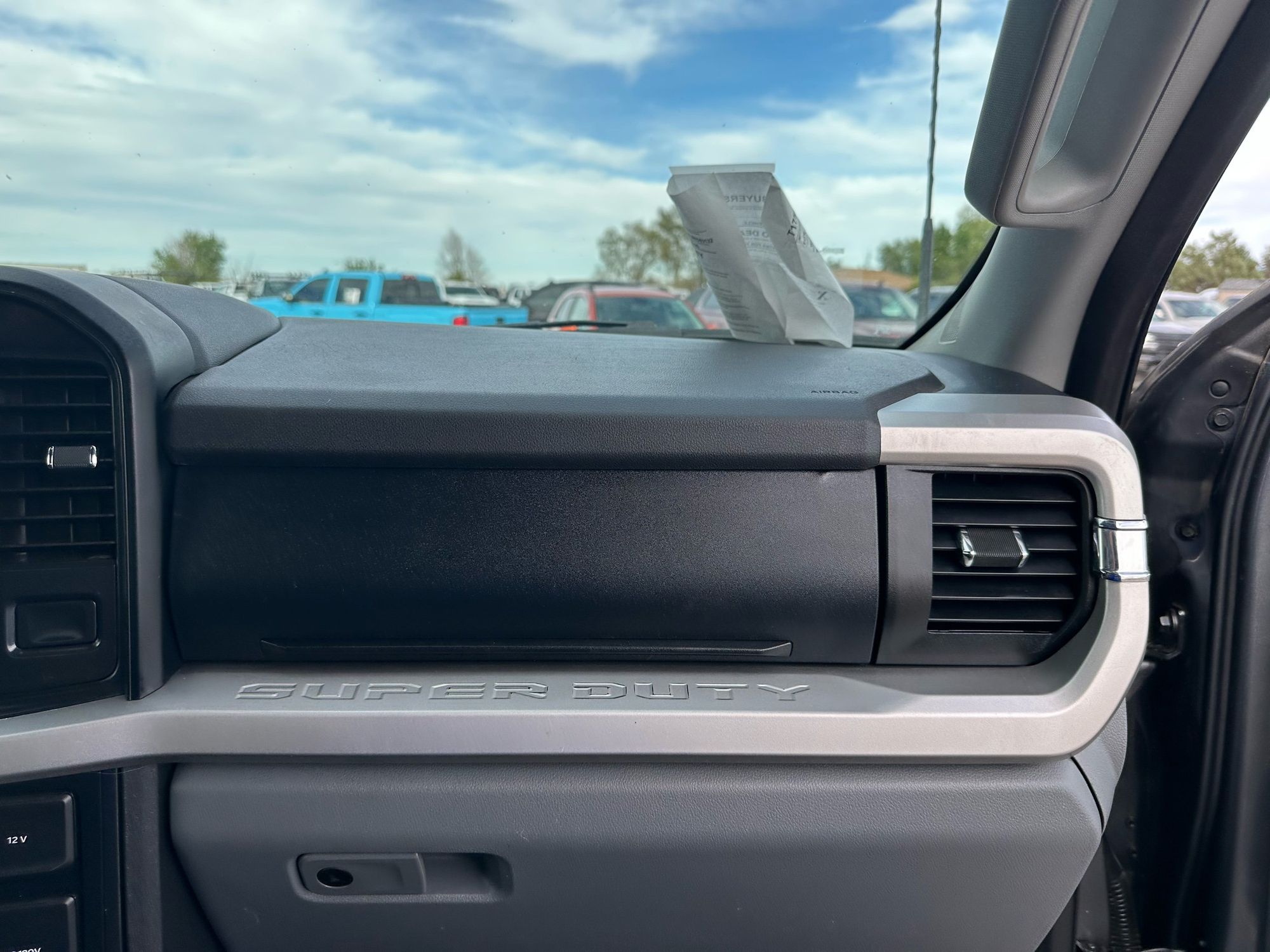 2024 Ford F-350 XLT photo 18